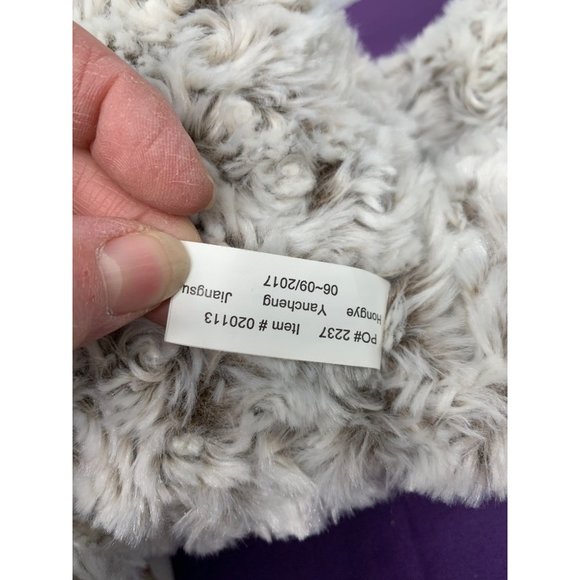 2017 Bears That Care FAO Schwartz 18 Inch Brown Icy Swirl Bear with Plaid Bowtie - Picture 10 of 14